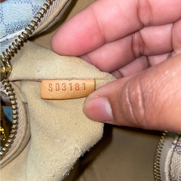 Louis Vuitton Evora MM - Picture 7 of 12